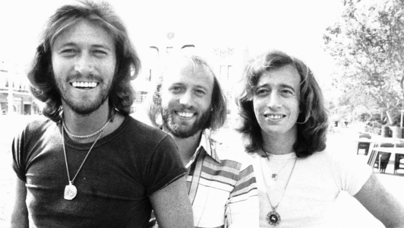 5 Lagu Bee Gees