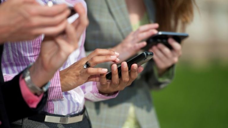 Hati-hati! 1 Miliar HP Android Sangat Rentan Dibobol Oleh Hacker 9 Hati-hati! 1 Miliar HP Android Sangat Rentan Dibobol Oleh Hacker