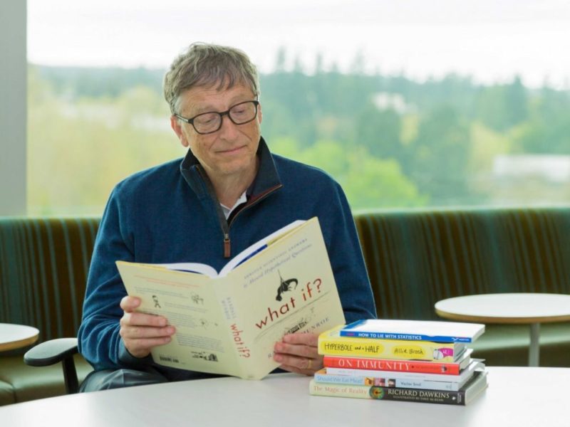 Bill Gates Pernah Menulis Di Buku Soal Ramalannya Sejak 1999