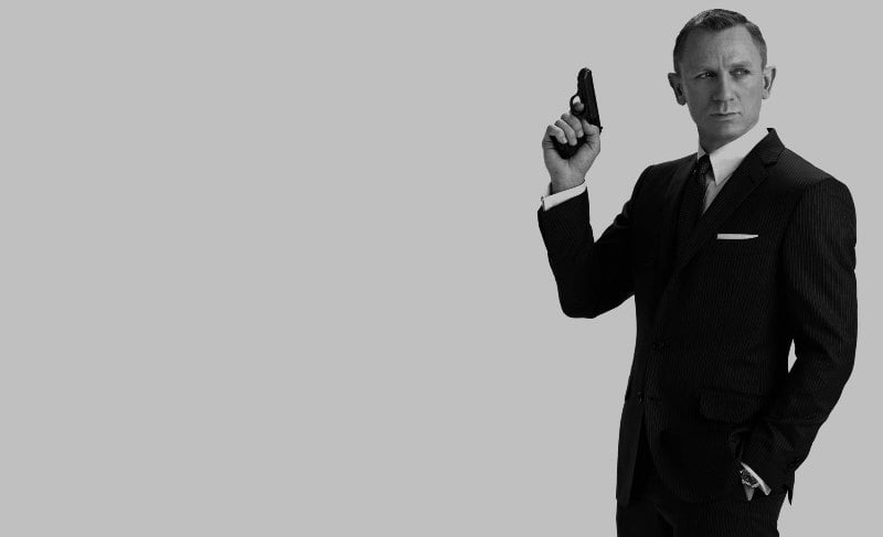 aktor hampir memerankan James Bond