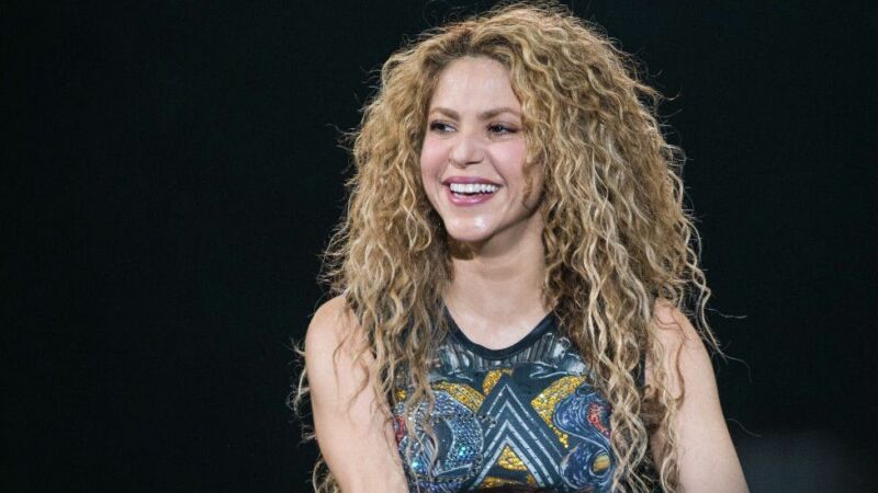 Shakira Rocker