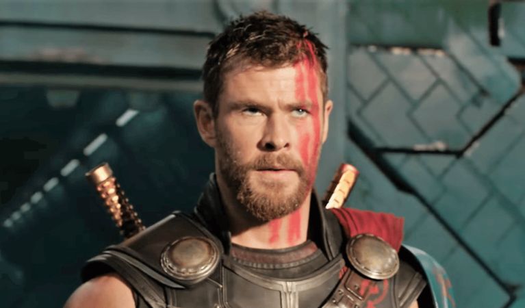 Chris Hemsworth Gugup