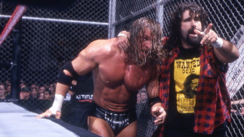 pertandingan Hell in a Cell terbrutal WWE