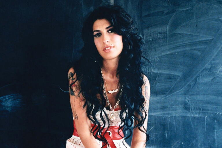 Lagu Rehab Amy Winehouse