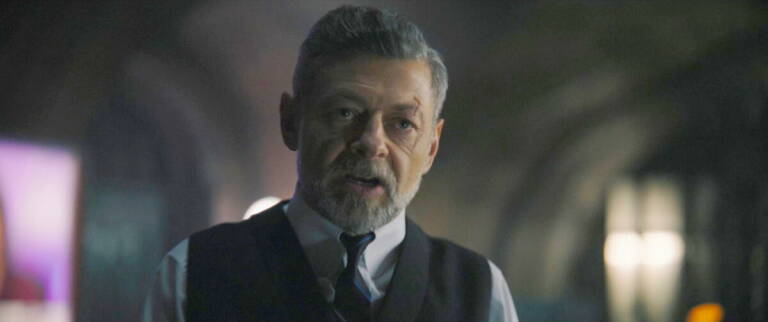 Mengapa Hubungan Alfred & Batman di The Batman Tidak Akur? 5 Mengapa Hubungan Alfred & Batman di The Batman Tidak Akur?