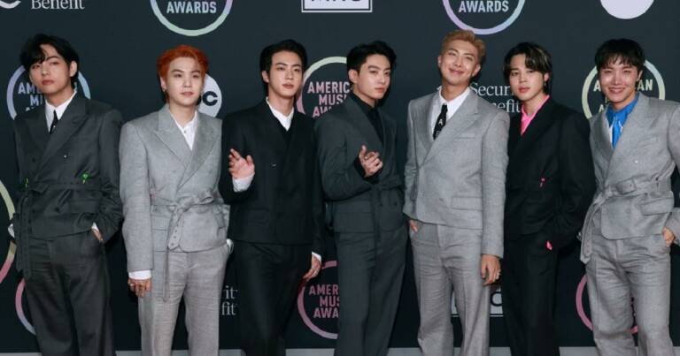 BTS Umumkan Hiatus Dan Janjikan Album Baru Saat Kembali 8 BTS Umumkan Hiatus Dan Janjikan Album Baru Saat Kembali
