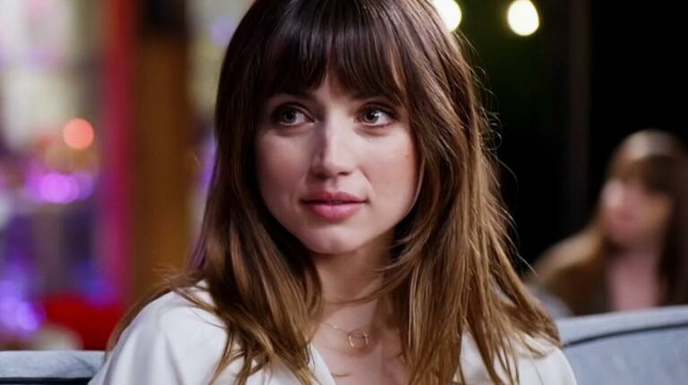 fans ana de armas universal