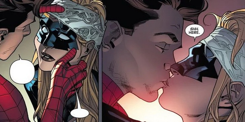 Spider Man Kissing Mockingbird