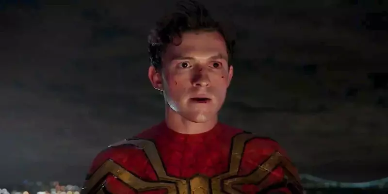 Tom Holland Masih Belum Mengetahui Nasibnya Sebagai Spider-Man Hingga Saat Ini | Screen Rant