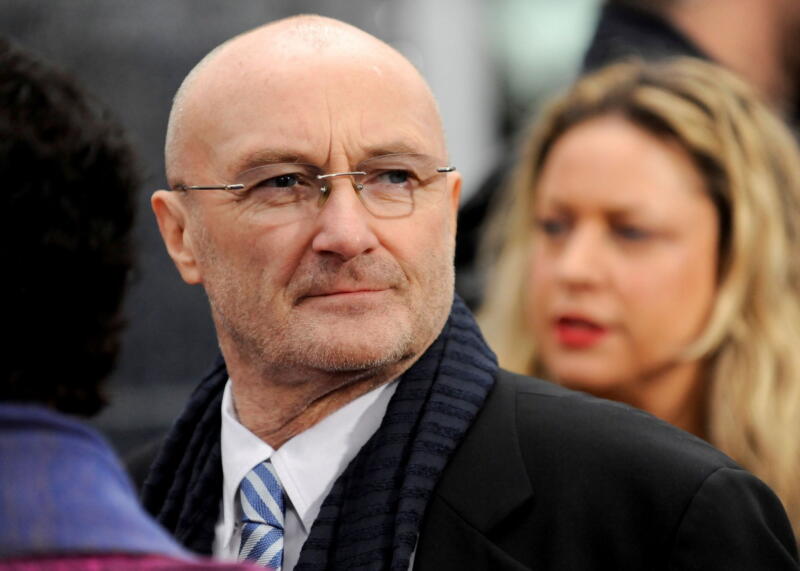 phil collins pensiun