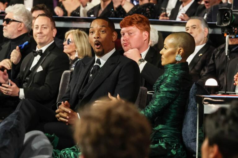 Mengapa Will Smith Tidak Langsung Dikeluarkan Pasca Insiden Dengan Chris Rock? 8 Mengapa Will Smith Tidak Langsung Dikeluarkan Pasca Insiden Dengan Chris Rock?