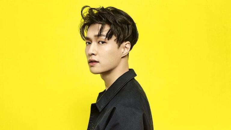 Umumkan Keluar SM Entertainment, Lay EXO Tulis Surat Kepada Penggemar 11 Umumkan Keluar SM Entertainment, Lay EXO Tulis Surat Kepada Penggemar