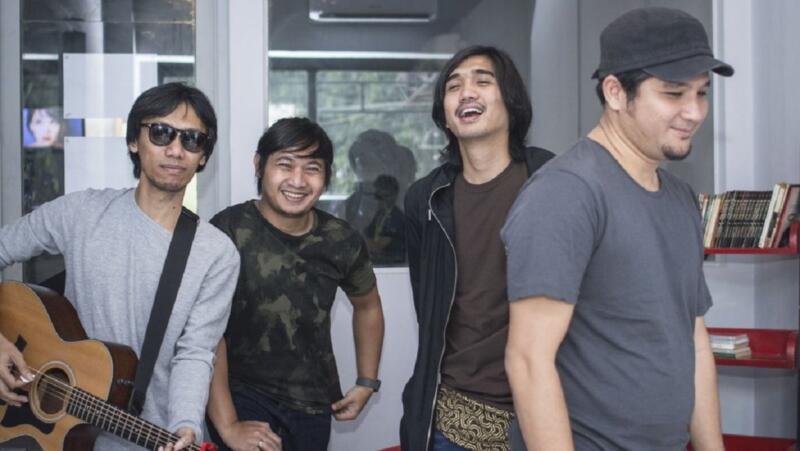 Sheila On 7 dari kiri ke kanan (Eross, Brian, Duta, Adam) | Tirto