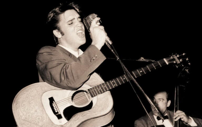 30 Lagu Elvis Terbaik dan Tergokil Hingga Sekarang 7 30 Lagu Elvis Terbaik dan Tergokil Hingga Sekarang