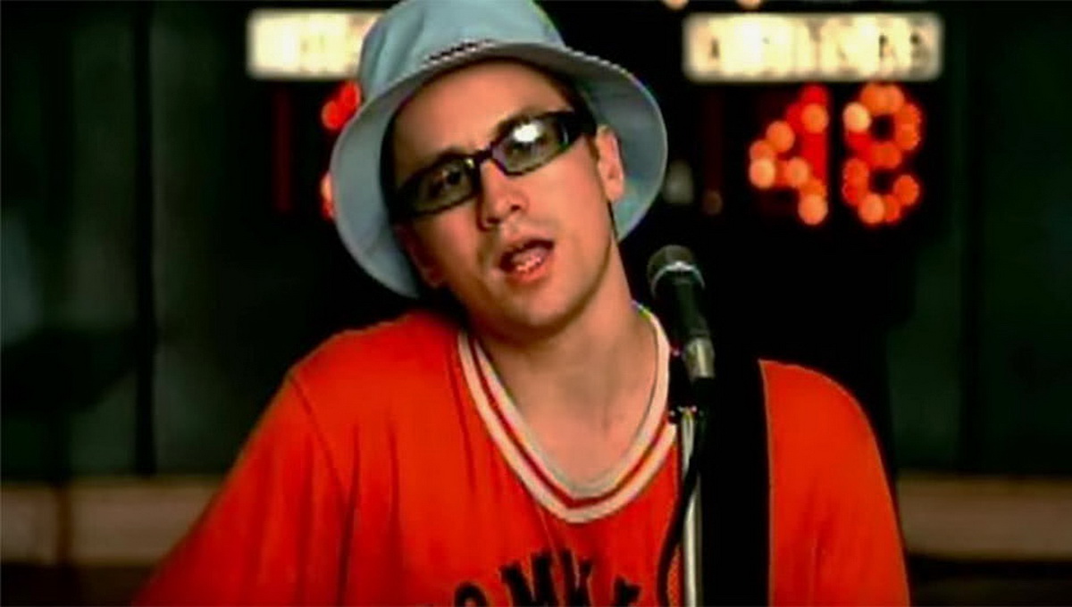 lirik lagu teenage dirtbag