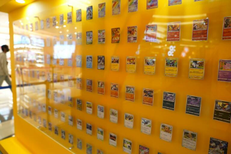Ratusan Kartu Pokémon Ini Dipamerkan di Mall Ciputra Cibubur