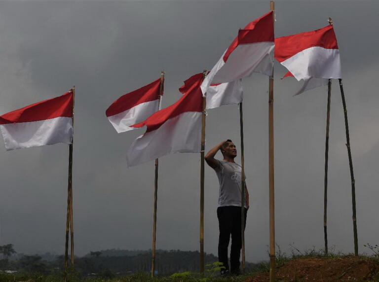 lirik lagu indonesia raya