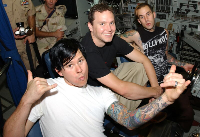 tom delonge kembali blink-182