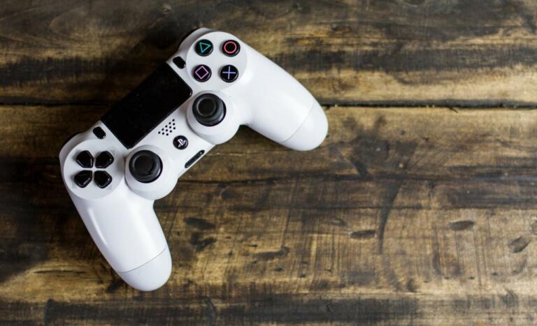 5 Referensi Controller PC Terbaik 2022