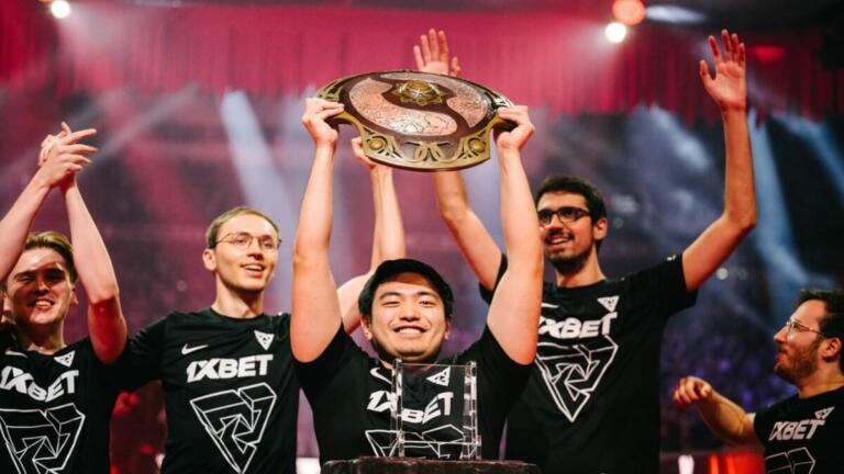 Hasil Grand Final TI 2022: Kalahkan Team Scret, Thundra Esports Juara 11 Hasil Grand Final TI 2022: Kalahkan Team Scret, Thundra Esports Juara