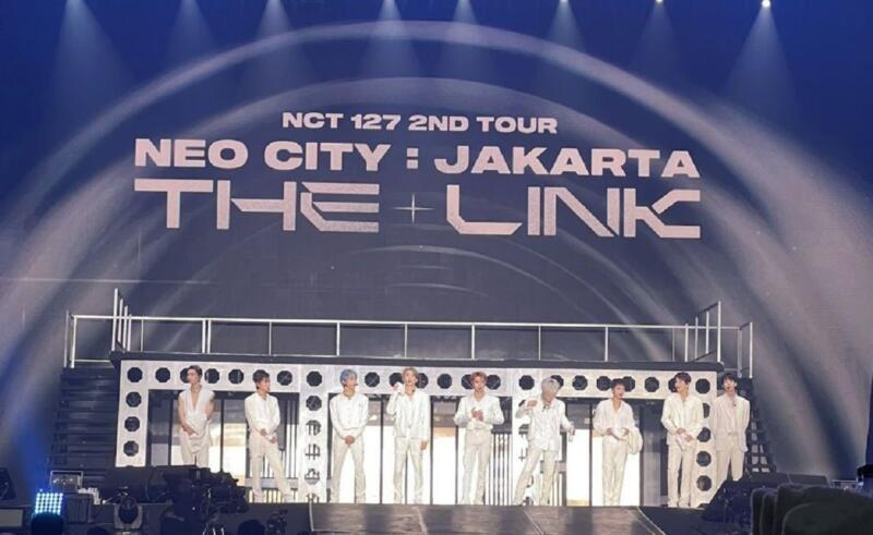 NCT 127 saat melangsungkan konser di hari kedua | Jangkara,com