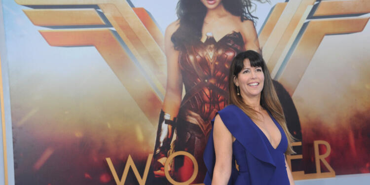 Patty Jenkins bantah isu dirinya cabut dari Wonder Woman 3 | Syfy