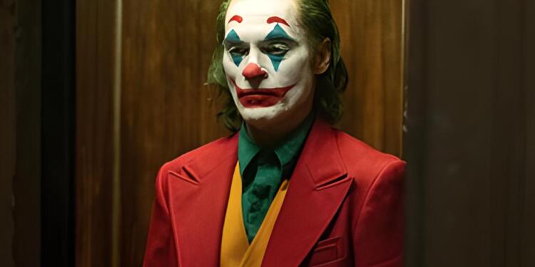 Joaquin Phoenix as Arthur Fleck/Joker