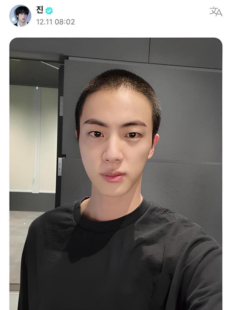 Unggahan terakhir Jin BTS, yang menampakkan rambut cepaknya sebelum menunaikan wajib militer | Liputan6