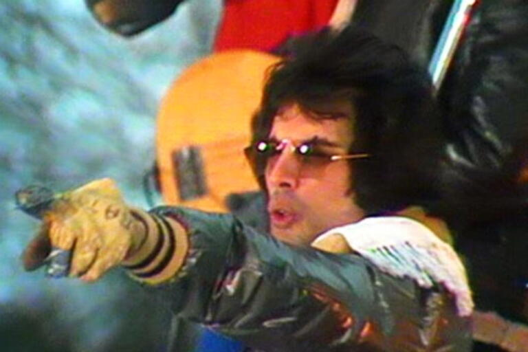 lirik lagu we will rock you