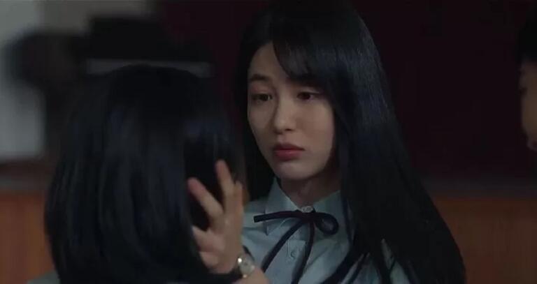 Gara-gara Drama Korea The Glory, Aktris Ini Kehilangan Banyak Followers Media Sosialnya