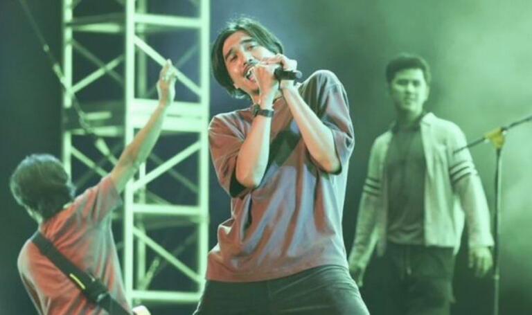 Lirik Lagu Sephia Sheila on 7