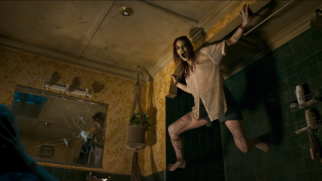 Sinopsis Evil Dead: Rise, Film Horror yang Sangat Sadis! 5 Sinopsis Evil Dead: Rise, Film Horror yang Sangat Sadis!