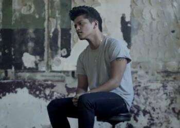 lirik lagu it will rain