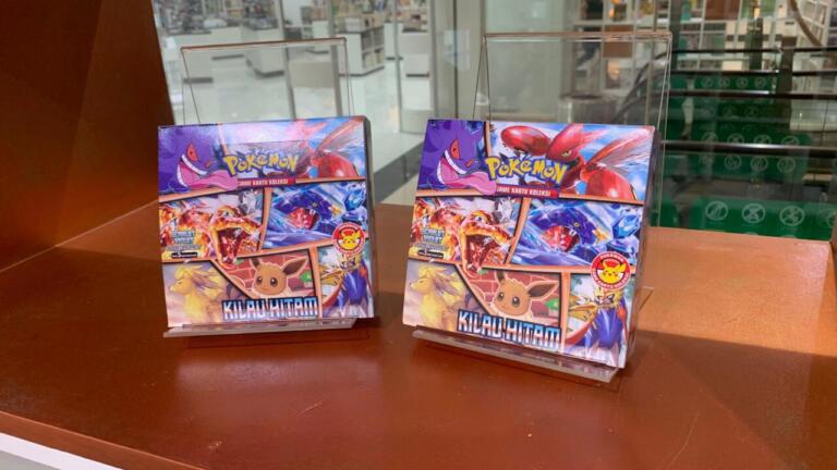 AKG Entertainment Resmi Hadirkan Booster Pack “Kilau Hitam”