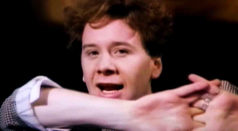 Lirik Lagu Don’t You (Forget About Me) Simple Minds