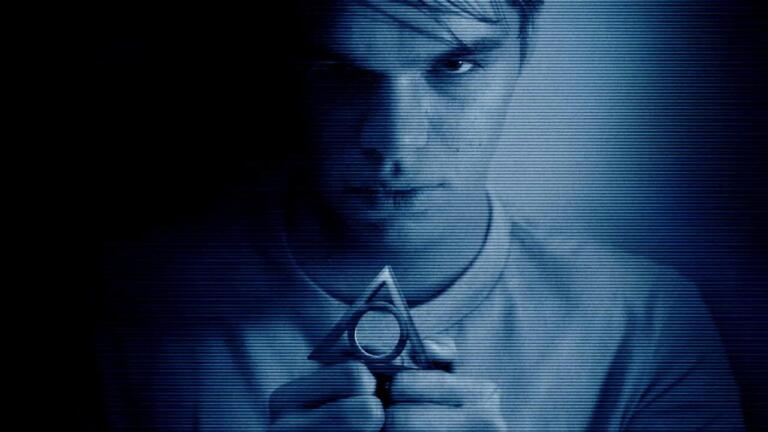 Sinopsis Film Paranormal Activity: The Marked Ones (2014): Film yang Akhirnya Menampilkan Elemen Twist Franchise-nya