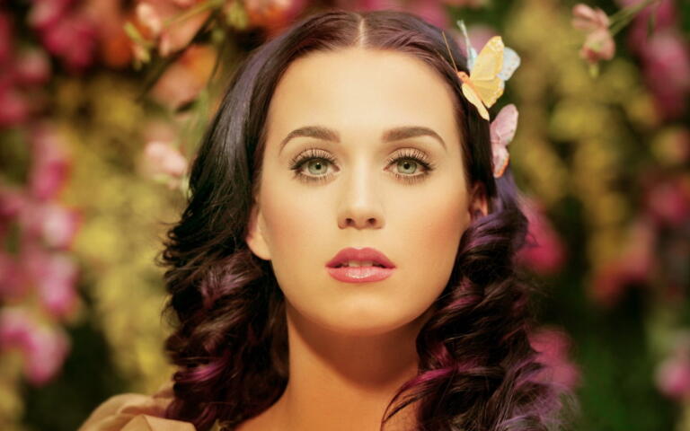 Lirik Wide Awake yang Dinyanyikan Katy Perry