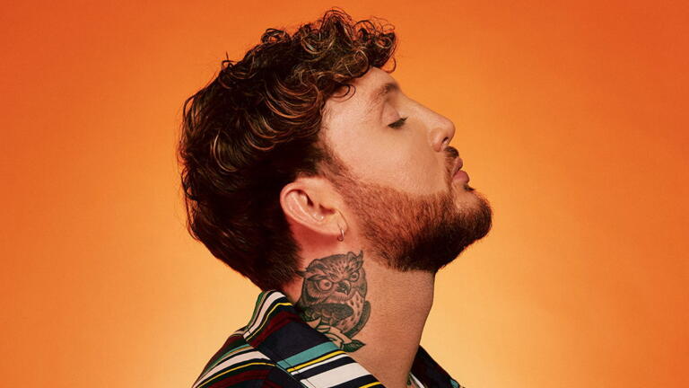 Lirik Car’s Outside yang Dinyanyikan James Arthur
