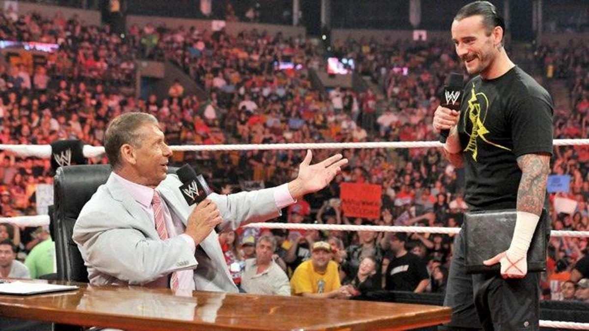 Apakah Vince McMahon Ikut Andil dengan Baliknya CM Punk?
