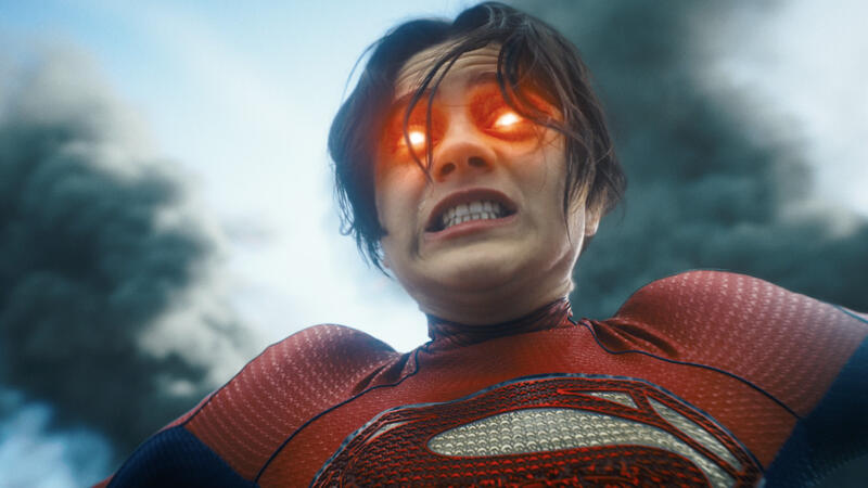 Supergirl Di Film The Flash/Warner Bros