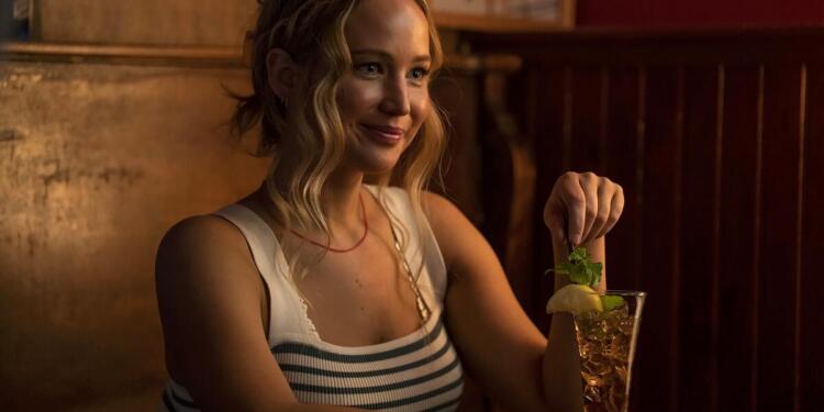 Jennifer Lawrence/TIX ID