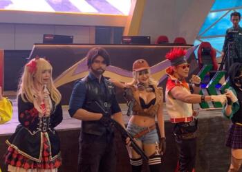 Cosplayer-ff-7th-anniversary