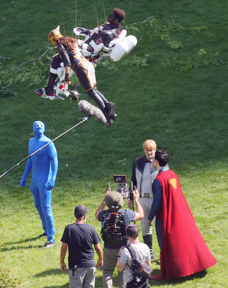 Tampilan Green Lantern dan Hawkgirl di Film Superman Bocor