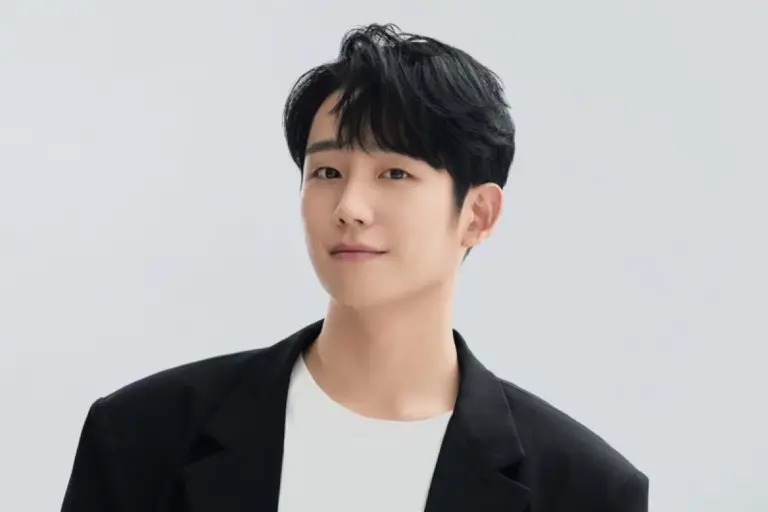 Daftar Harga Tiket dan Benefit Fan Meeting Jung Hae In 10 Daftar Harga Tiket dan Benefit Fan Meeting Jung Hae In