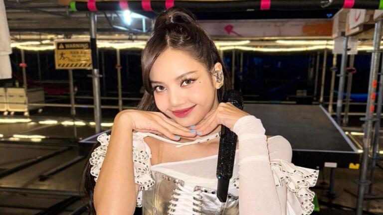Alter Ego: Album Solo Pertama Lisa BLACKPINK Rilis 2025!