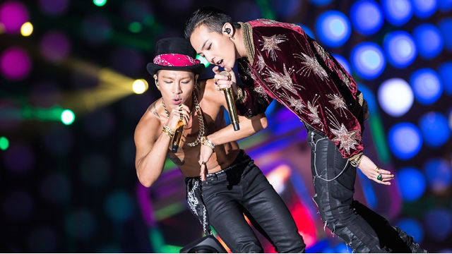 G-Dragon dan Taeyang di MAMA Awards 2014