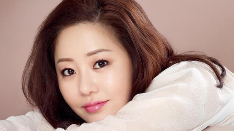 6 Fakta Menarik Go Hyun Jung, Pemeran Utama Drakor Namib 7 6 Fakta Menarik Go Hyun Jung, Pemeran Utama Drakor Namib