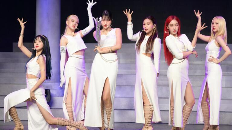 Meriahkan Ulang Tahun ke-10, GFRIEND Siap Comeback di 2025!