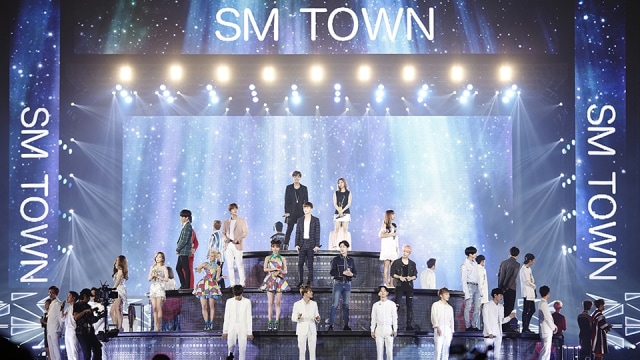 SMTOWN Live Concert | Kumparan