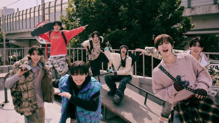 Kenalan dengan Biodata 7 Member KickFlip